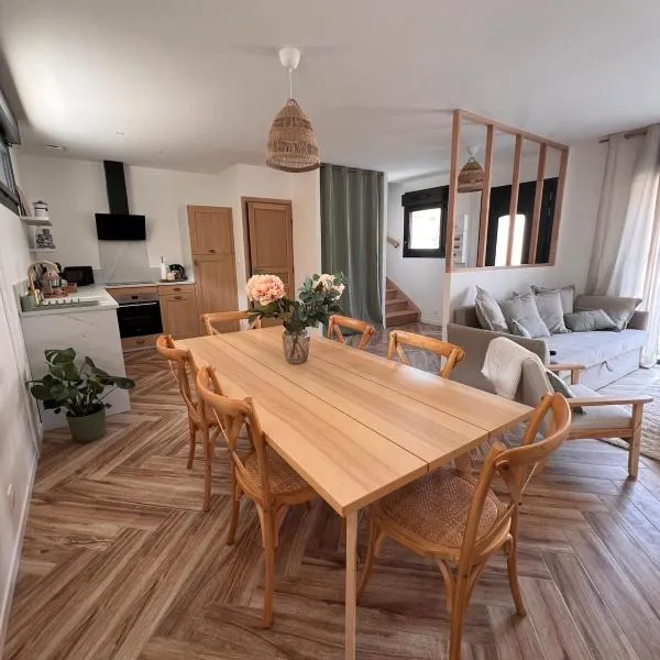 Joli gîte familial，位于Airan的酒店