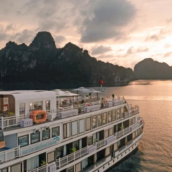 Star Boutique Cruise，位于下龙湾的酒店