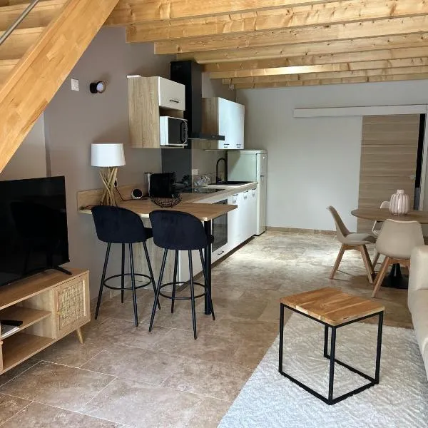 Le Loft By Repaire de Maltus，位于Lussac的酒店