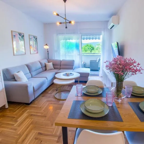 Apartment Sofia，位于查普利纳的酒店