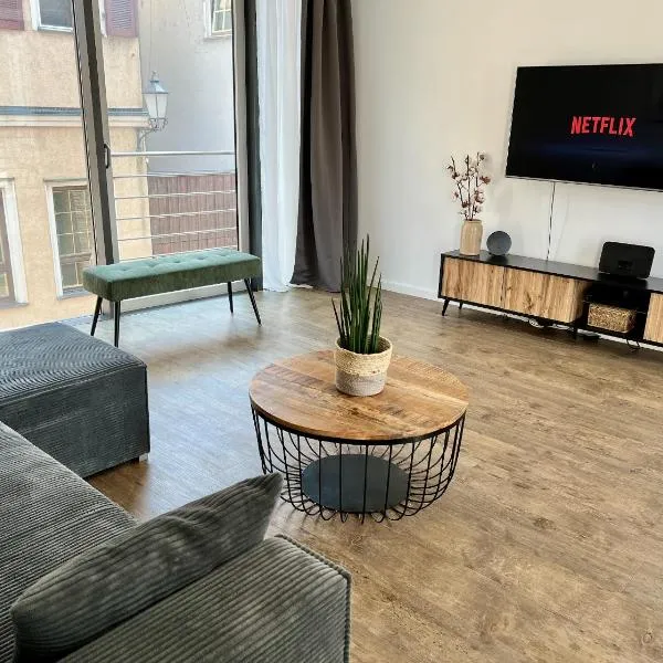 ROSIS HOME Geräumige Citywohnung im Herzen Schorndorfs - Ideal für Gruppen und Familen，位于绍恩多夫的酒店