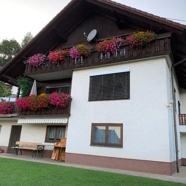 Haus Ernestine，位于圣乌尔班的酒店