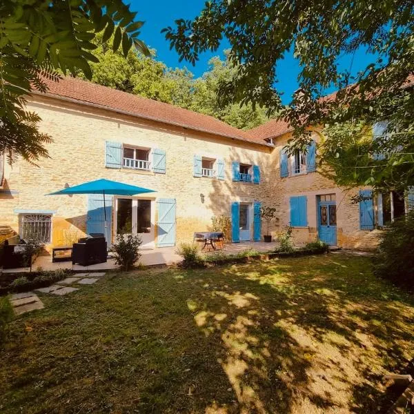 gite en pleine nature，位于Saint-Amand-de-Coly的酒店