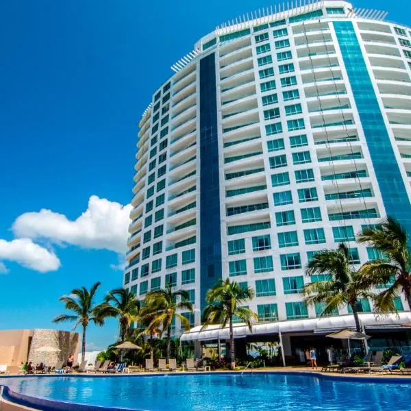 Park Royal Beach Mazatlán，位于马萨特兰的酒店