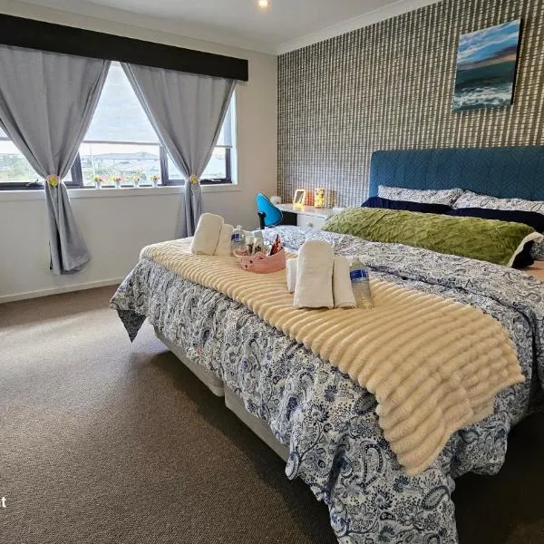 Immaculate Comfy Retreat with King Bed n WIR - Great Ocean Road Stopover，位于Wyndham Vale的酒店