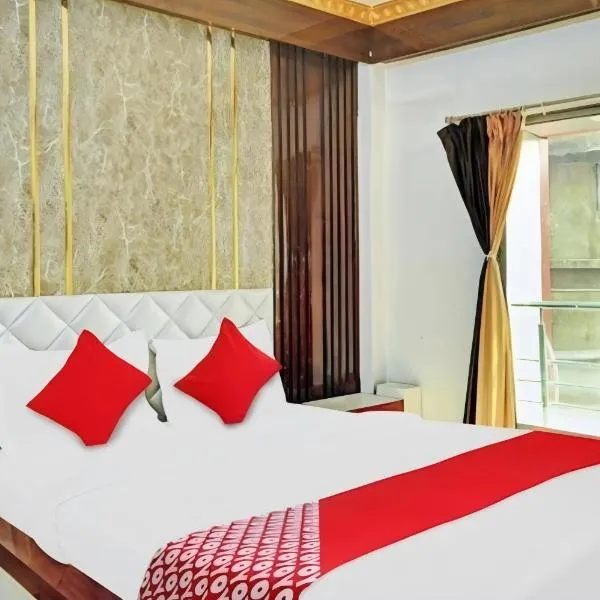 Om Shanti Guest House-Near Ruby General Hospital & Science City，位于加尔各答的酒店