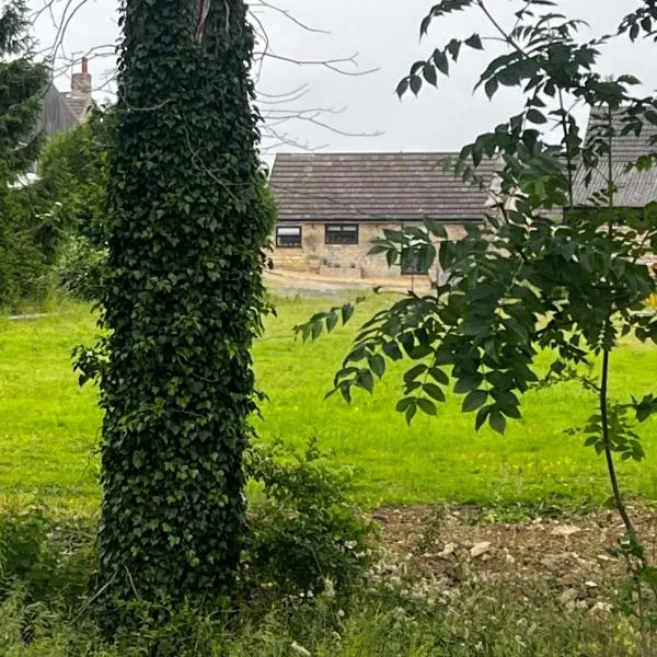 Lavender Cottage，位于昂德尔的酒店