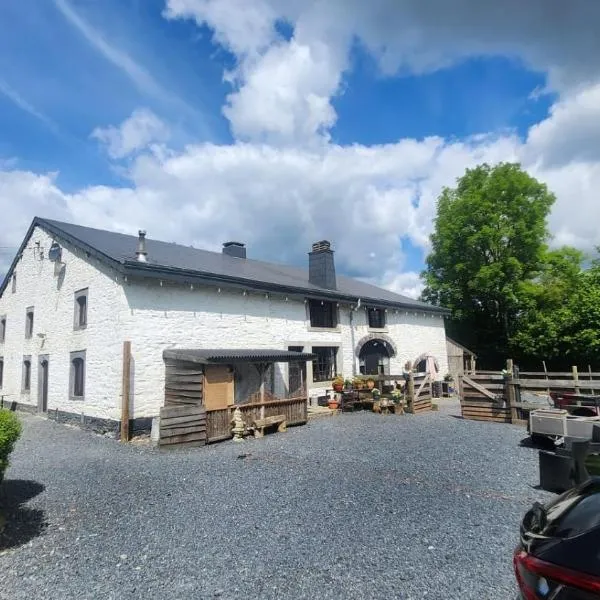 La Ferme Aux Bois，位于胡法利兹的酒店