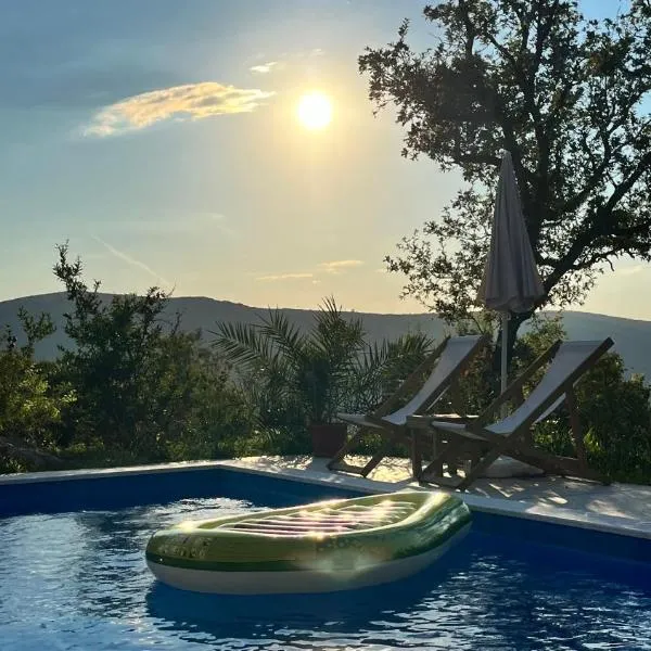 Guesthouse P&A，位于布德瓦的酒店