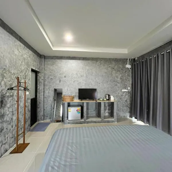 Samanta By The Hill，位于格兰岛的酒店