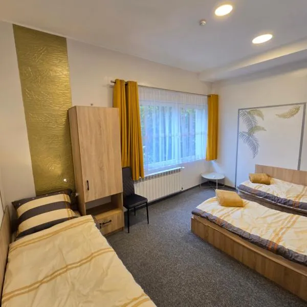 Pokoje gościnne GOOD NIGHT apartamenty, noclegi，位于本津的酒店