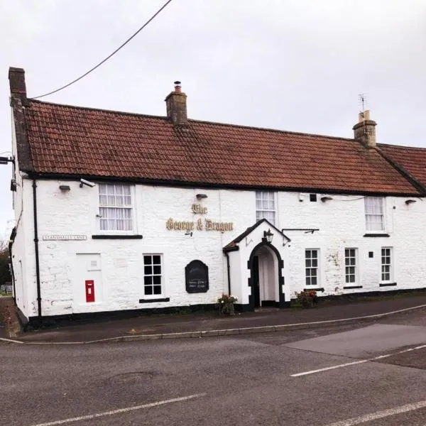 The George & Dragon Tearoom Accommodation Felton，位于Felton的酒店