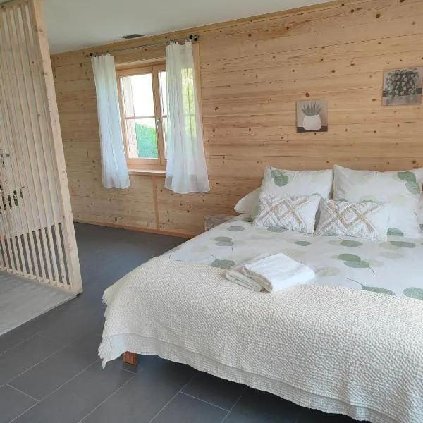 B&B Le Chalet，位于莱斯塞尔涅斯阿布的酒店