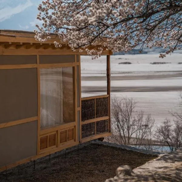 Dera Lamsa Resort Shigar，位于Shigar的酒店
