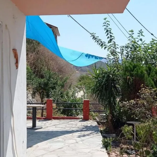 Small and practical Νο1，位于Limni的酒店