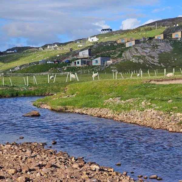 Oldshoremore Croft Cabins，位于Oldshore的酒店