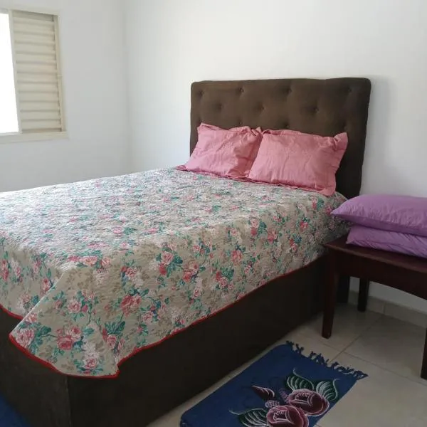 Hostel Flor de Lis，位于卡尚布的酒店