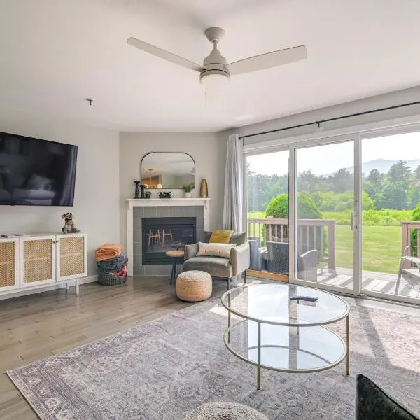 Family-Friendly North Conway Home with Heated Pool!，位于北康威的酒店