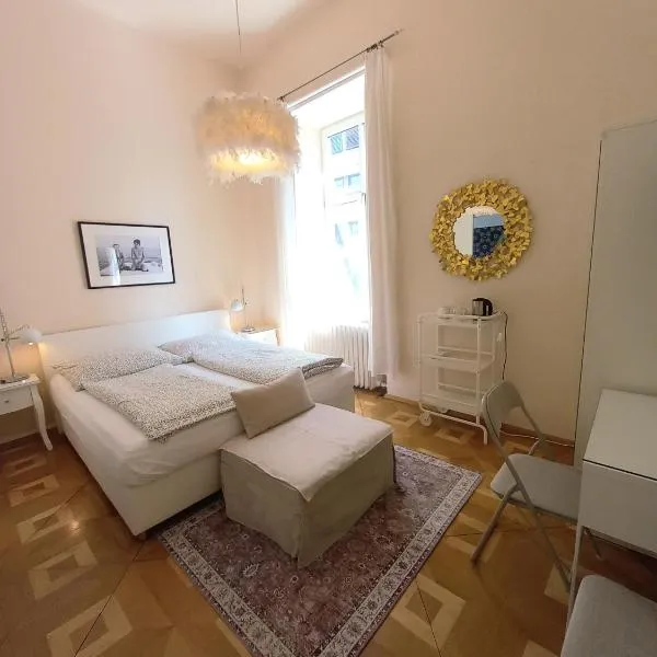 LaVie - kleines Doppelzimmer in Bestlage, Zentrum，位于巴德伊舍的酒店