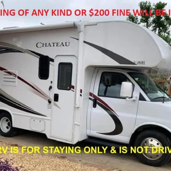 AJ-XL RV Rental，位于里西达的酒店