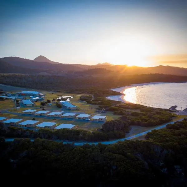 白沙滩酒店，位于Falmouth的酒店