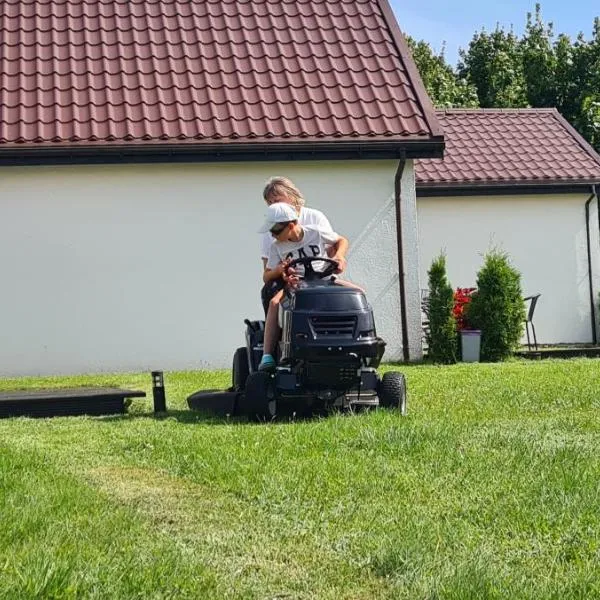 Nadmorskie Słońce，位于Lubin的酒店