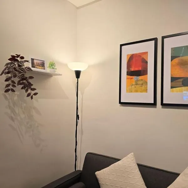 1BR Condotel with Balcony at FAME Residences #FM58-1，位于马尼拉的酒店