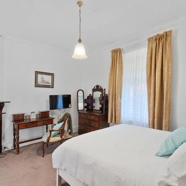 Magnolia Room, Franklin Lodge Huon Valley，位于Franklin的酒店