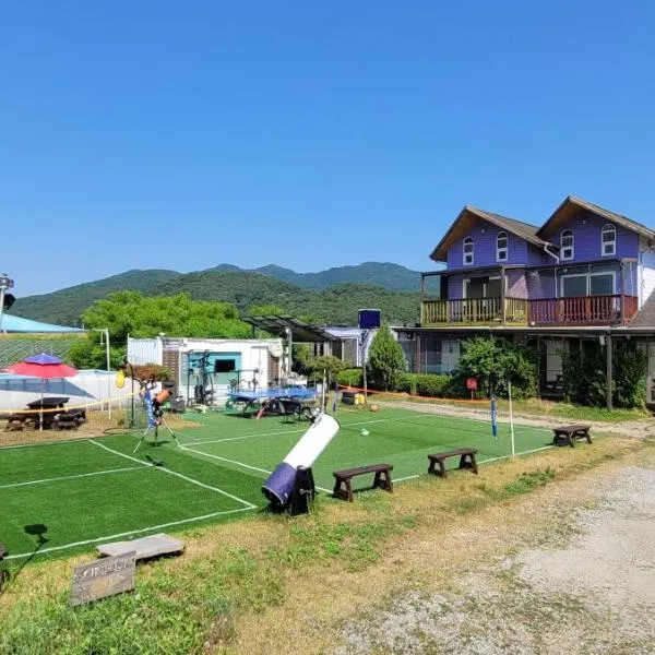 Jun Live Pension in Gangwha，位于仁川市的酒店