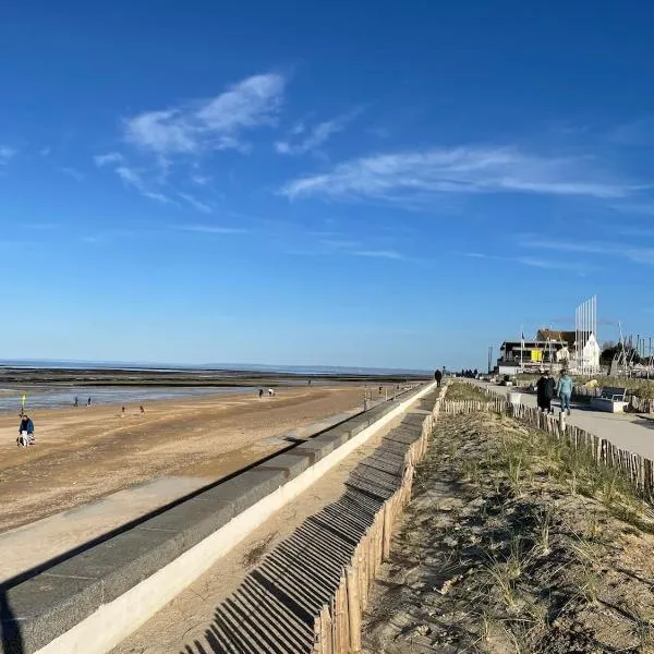 Appartement 100 m de la plage，位于Langrune-sur-Mer的酒店