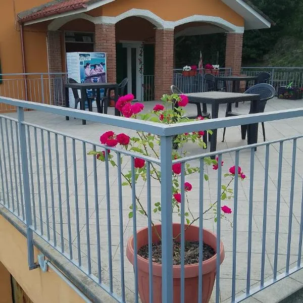 Agriturismo Ca' del Monte，位于Chiama的酒店