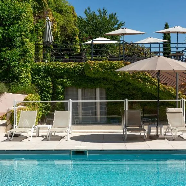 Hôtel & Résidence Lou Paradou Gréoux Les Bains，位于格雷乌莱班的酒店