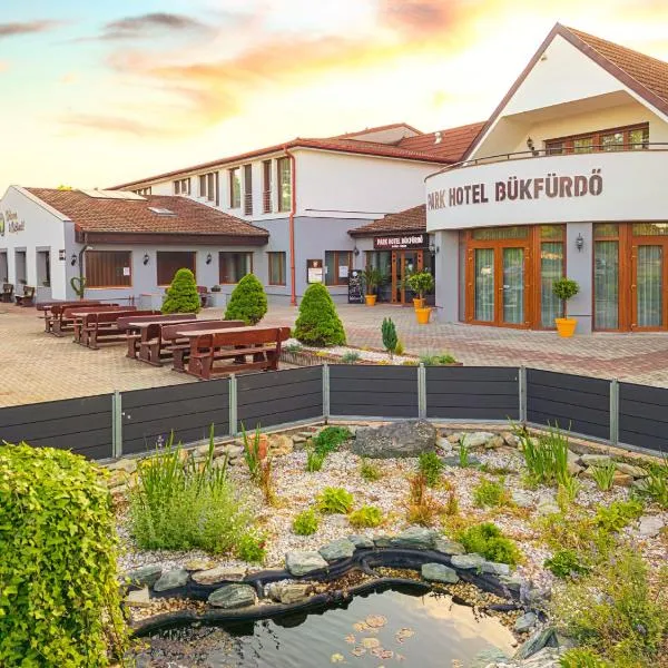 Park Hotel Bükfürdő，位于比克的酒店