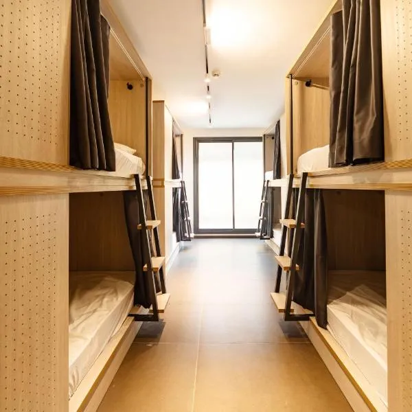 GG Hostel，位于巴塞罗那的酒店