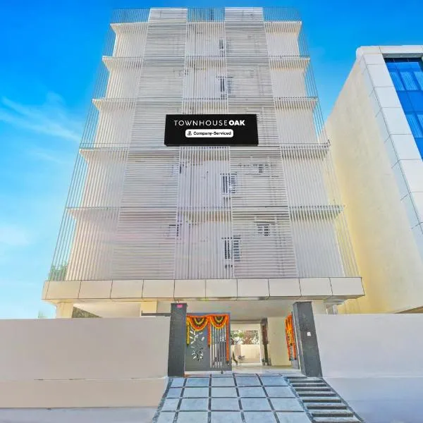 Super Townhouse Oak Suchitra Kompally Road formerly Sun Moon Hotels，位于Trimulgherry的酒店