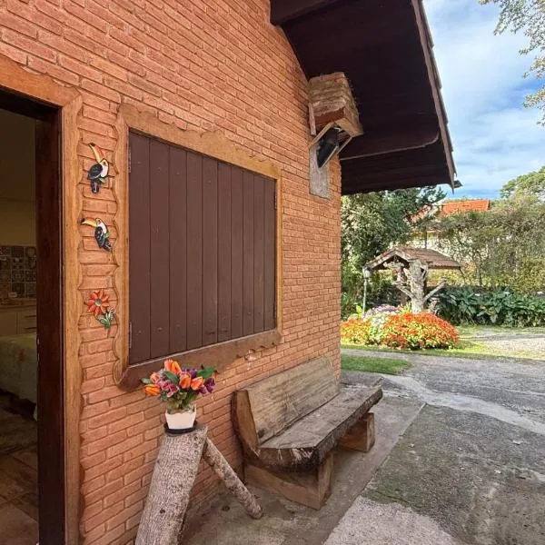 Chale Aroma da Serra，位于蒙特韦尔迪的酒店