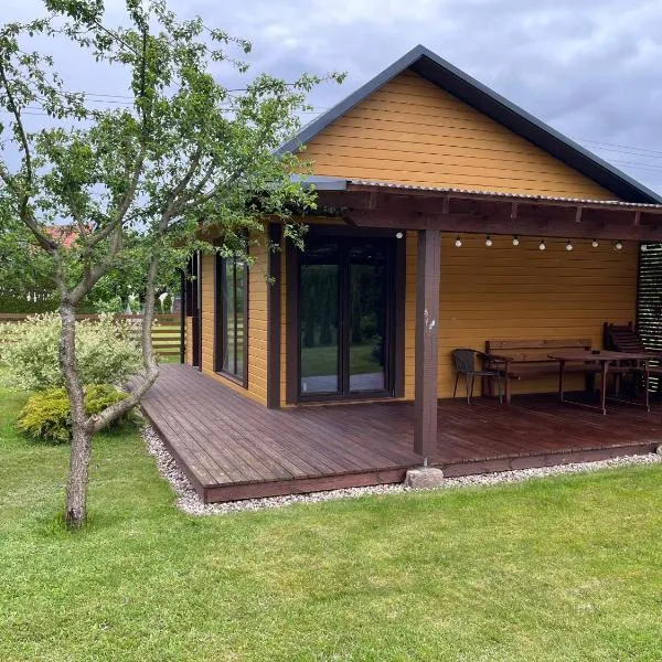 Namelis Saulės gatvėje prie Siesarties ežero，位于莫雷泰的酒店