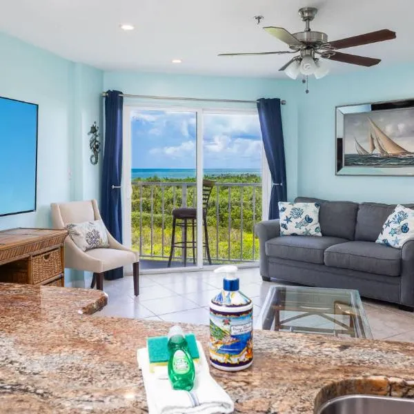 Sunrise Sanctuary - Top Floor Ocean Pointe 2415，位于基拉戈的酒店