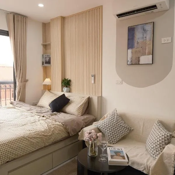 The Little Hanoi - Gentle apartment - Super central，位于河内的酒店