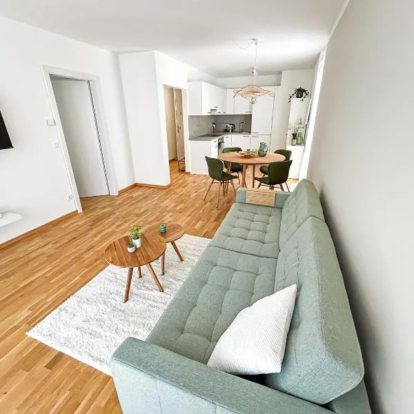 Modern 2 room apartment in downtown，位于维也纳新城的酒店