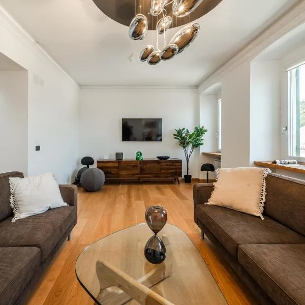 Camogli Vista Mare Centro - Spazioso Apt - Aria Condizionata WiFi，位于卡莫利的酒店