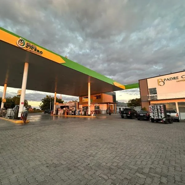 Hotel Padre Cícero，位于Lavras da Mangabeira的酒店