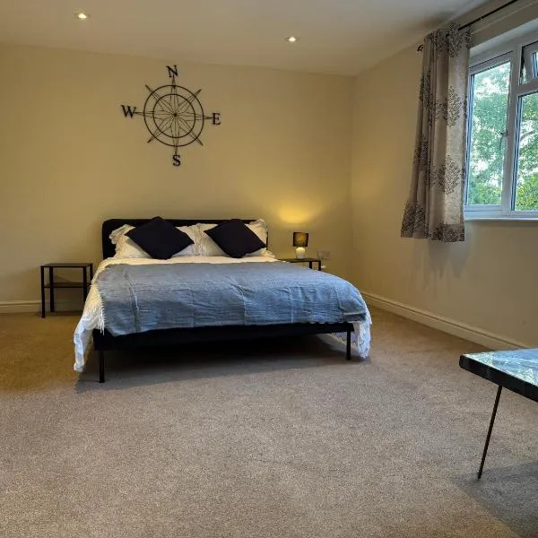 Marigold Homestay，位于阿德尔斯通的酒店