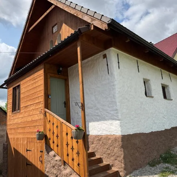 Chalupa Daša-tiny house，位于Trstené的酒店