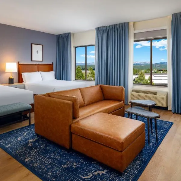 Martis Valley Lodge, Tapestry Collection by Hilton，位于特拉基的酒店