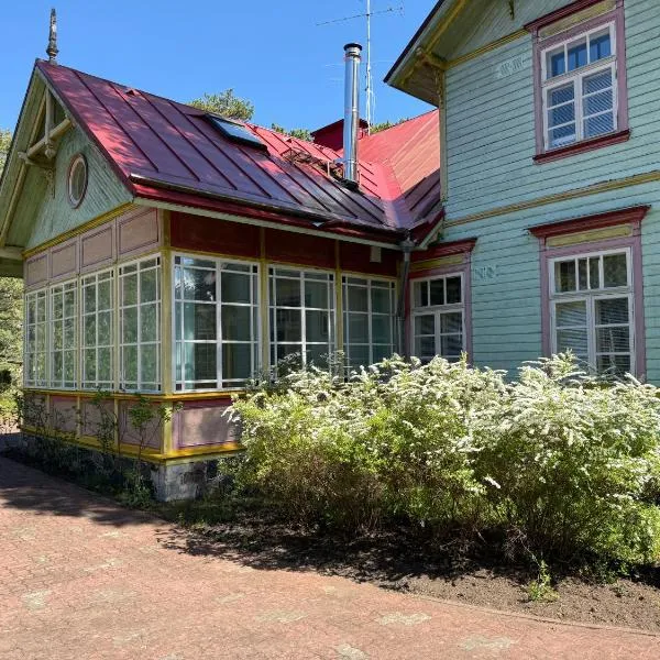 Kloogaranna Puhkeküla，位于Kloogaranna的酒店