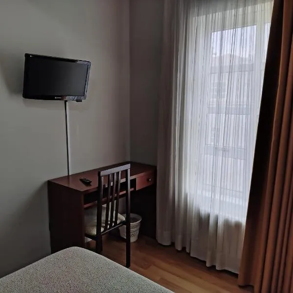 Hotel Camiño de Santiago，位于Val do Dubra的酒店