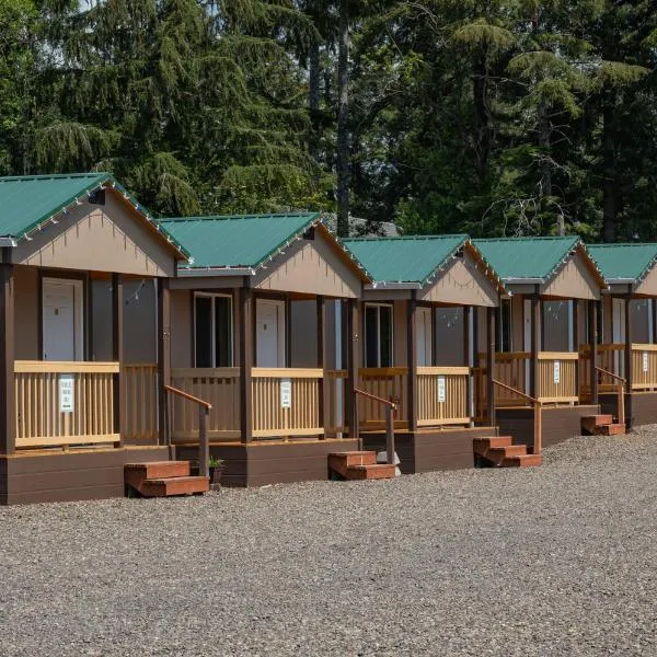 Far West Cabin-Tiny Homes Rental，位于福克斯的酒店