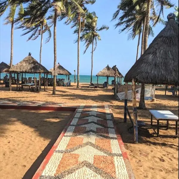 Coco Beach Chez Antoine，位于洛美的酒店