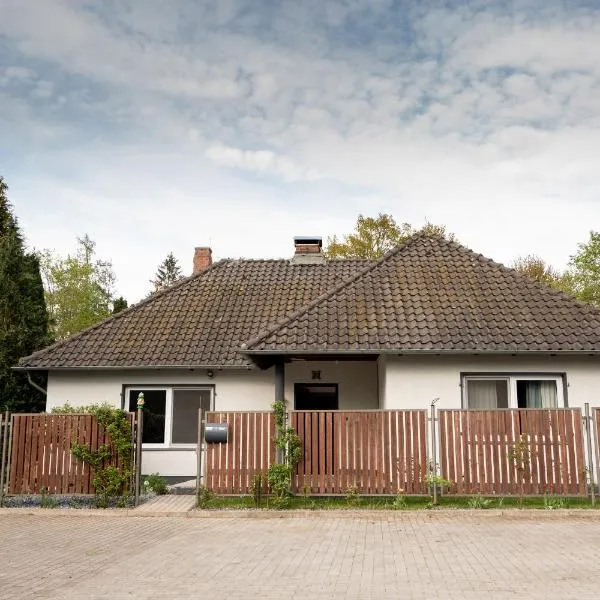 Ferienwohnung Bad Blenhorst，位于Balge的酒店